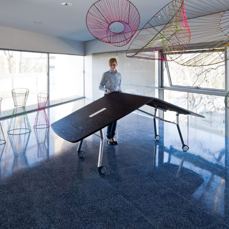 Mastermind Fold Table - Image 9